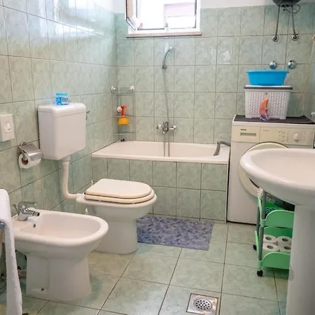 With Parking Space - 24730 Апартаменты